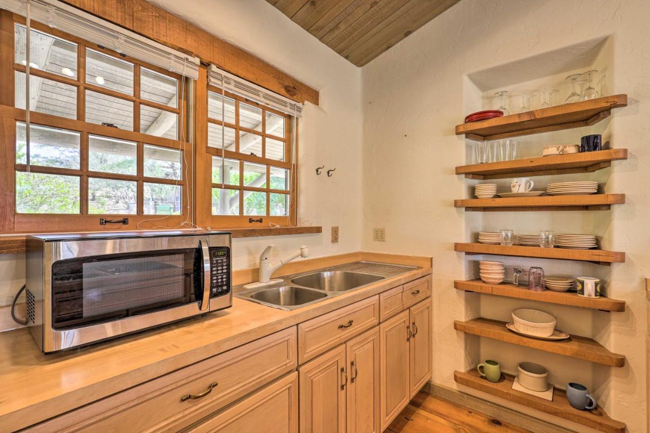 Bright Prescott Studio With Thumb Butte Views! 외부 사진