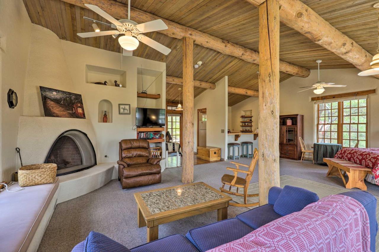 Bright Prescott Studio With Thumb Butte Views! 외부 사진